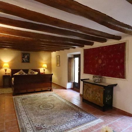 Casa Amparo Bed & Breakfast San Martin de Unx Exterior photo